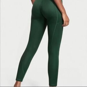 Victoria’s Secret emerald green leggings with pockets